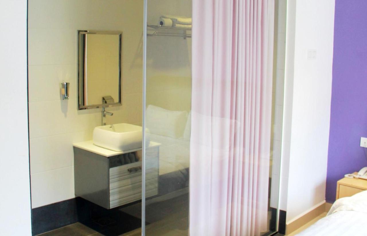 East Sun Hotel Sekinchan Eksteriør billede